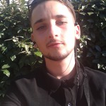 alejandro, 26 ans de Bordeaux : A la recherche d'une personne pour du virtuel ou du reél